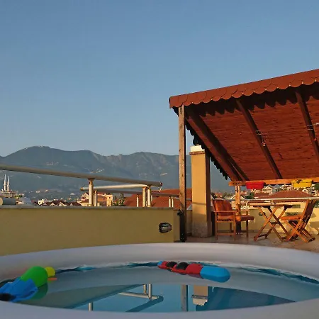 Homestay Friends Terrace *